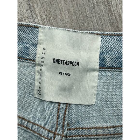 One Teaspoon Womens Shorts Blue Diamonde Distressed Cuffed Bandits Size 32 NWT - Picture 3 of 8